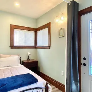  Apartment Cozy Suite-walk To The Falls!