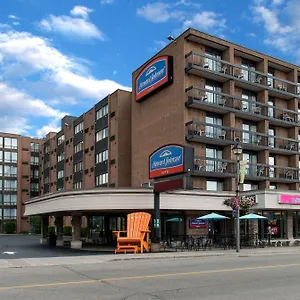 Howard Johnson Plaza By Wyndham By The Falls Niagara-Fälle